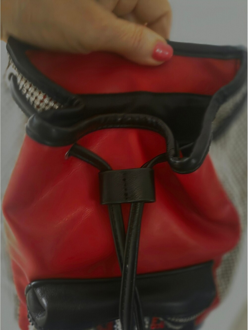 Minnie Mouse Backpack - Picture 5 of 9